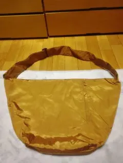 LOWRYS FARMのビックショルダーバッグ