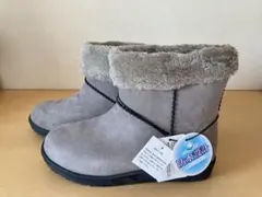 新品タグ付き 防寒・防水性 スエード グレー ファー裏地 ショートブーツ