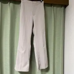 GU フレアパンツ　センタープレス