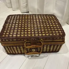 Item thumbnail for item 8ba2b210-d8a9-44ea-b555-3bba715b068c