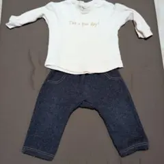 長袖トップスとデニム風パンツのセット