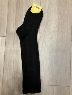 黒いケーブル編み靴下　16〜18cm