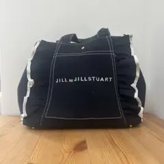 JILL by JILLSTUART フリルトートバッグ 大 ブラックのサムネイル