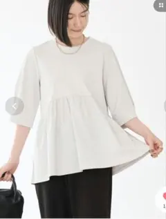 AMERICAN HOLIC 接触冷感ペプラムトップス Mサイズ　薄いグレーのサムネイル