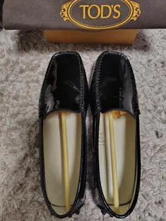 値下げしました！TOD'S ブラック 　エナメル　ドライビングシューズ