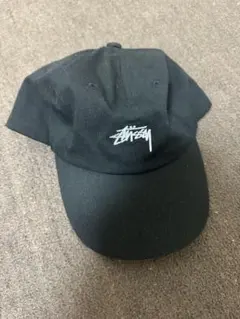 STUSSY ステューシーロゴキャップ ブラック 黒 帽子 男女兼用 正規品のサムネイル