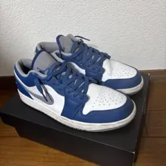 NIKE AIR JORDAN1 LOW 