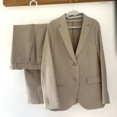 ユニクロ　感動ジャケット(M)パンツ(L)ベージュ