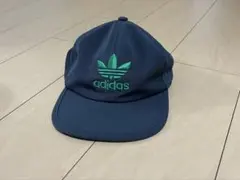 adidas メッシュキャップ　グレー　ロゴグリーン
