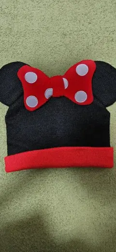 ミニーマウス 耳付き　ニット帽　Disney