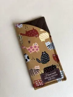 ハンドメイド　メガネケース　猫柄　からし色