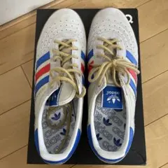 adidas Indoor スニーカー グレー/ブルー/レッド