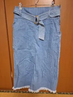 デニムブルー タイトスカート ベルト付き