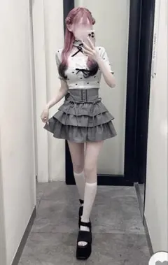 HONEY MEWスカート