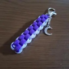 パラコードキーホルダーのサムネイル