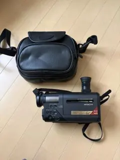 ジャンクHITACHI Hi8 ビデオカメラ 本体 専用バッグ付きのサムネイル