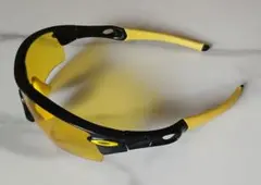 Oakley イエローレンズ サングラス OAKLEY (オークリー) テニスボールの様な鮮やかなイエローカラーの新色