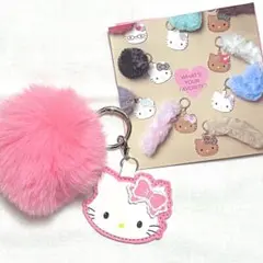 ハローキティふわふわファーチャームBOOK シークレット　チャーミーキティ