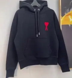 AMI Paris パーカー 黒 ハートロゴニ 男女兼用 M