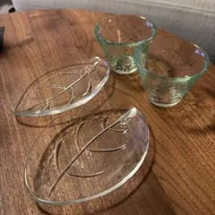 グラス&リーフガラス皿　グリーン 2個セットのサムネイル