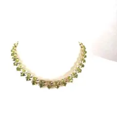 H*i様 金色と黄緑色の石のネックレス