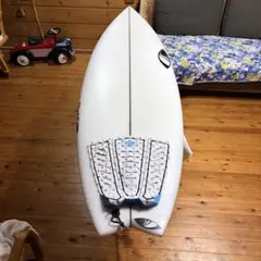 5'11 シャープアイ　ストームズ　ツインターボ　EPS 湘南〜横浜周辺手渡し 5'11 シャープアイ ストームズ ツインターボ34.3L 湘南横浜周辺手渡し