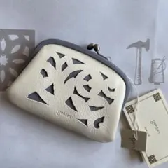 運気上昇 白財布】【未使用品】genten がま口長財布 カットワーク