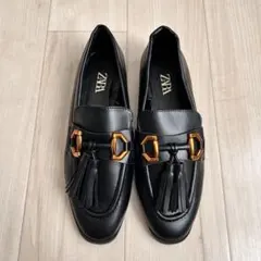 新品未使用 ZARA ブラック タッセルローファー