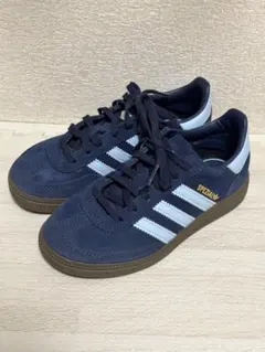 美品アディダスキッズスペツィアル18.0cm