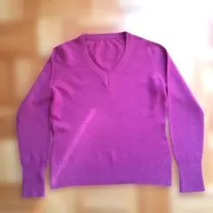 100%カシミヤ ピンク Vネックセーター