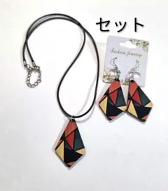おしゃれなネックレスとピアスまたはイヤリングセット✨お得セット
