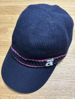 アルチビオ　ネイビー 編み込みキャップ ピンクストライプ