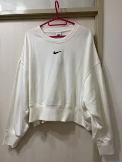 Nike クロップドスウェット 白 タグ付き未着用