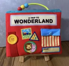 A TRIP TO WONDERLAND 知育絵本