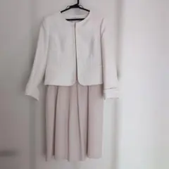 アイボリージャケットとワンピースセット