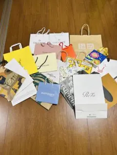 ショップ袋31枚 ブランド含む 紙袋　まとめ売り　大中小色々