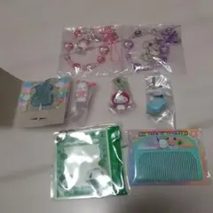 カプセルトイ　サンリオ　きらきらビーズチャーム　マイメロディ＆クロミセット
