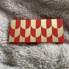 エスティローダー　ピュアカラーエンヴィアイシャドウアンドチークパレット