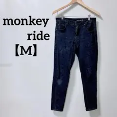 Item thumbnail for item 0e037010-fe0b-4071-9e71-1388871348d6