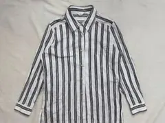 白黒ストライプ ボタンダウン長袖シャツ