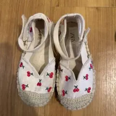 ZARA キッズ サンダル チェリー柄 25サイズ（15.5cm）のサムネイル