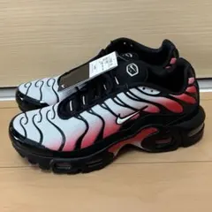 2025年最新】NIKE air max plus supremeの人気アイテム - メルカリ