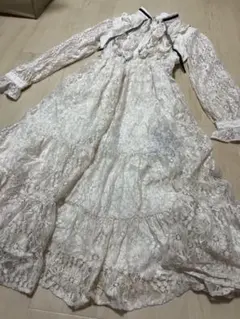 新品訳あり⭐︎アンクルージュ⭐︎レース ホワイト ロングワンピース 長袖 フリルM