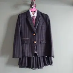 MICHIKO LONDON スーツのサムネイル