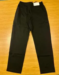 【新品未使用】ユニクロ ウルトラストレッチ アクティブ テーパードパンツ