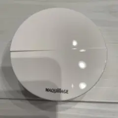 マキアージュエッセンスグロウキープパウダー　シアーアイボリー