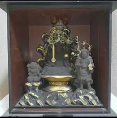 直接引き取り可能　極逸品　六臂弁財天　仏像　厨子 直接引き取り可能 極逸品 六臂弁財天 仏像 厨子 江戸前期 - メルカリ