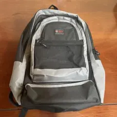 ブラック多機能リュック