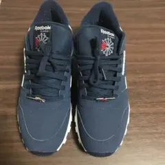 スニーカー　リーボック