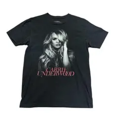 キャリー•アンダーウッド　グラフィックTシャツ　古着　8cのサムネイル